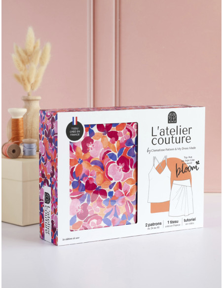 Caja Top Ava o Falda Lisa con el estampado Bloom