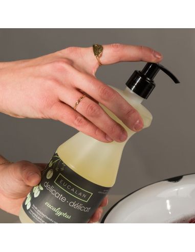 Bomba pulverizadora para detergente Eucalan