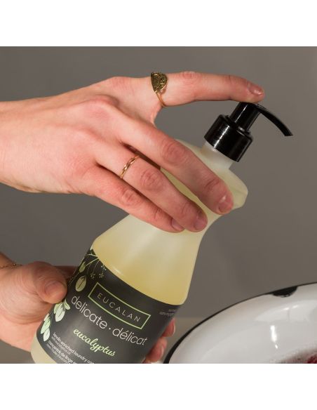 Bomba pulverizadora para detergente Eucalan