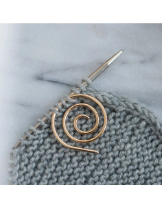 Espiral tope de puntos para tejer - Dorado