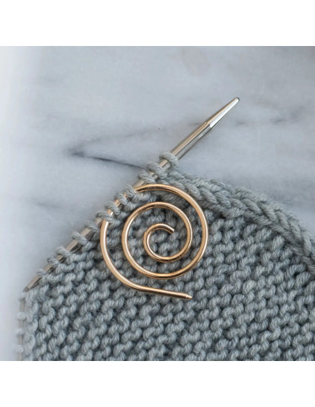 Espiral tope de puntos para tejer - Dorado