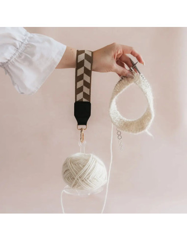 Pulsera porta alfileres