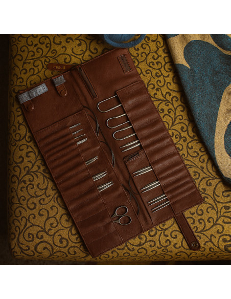 Estuche de almacenamiento de cuero para agujas circulares Muud Stockholm XL - Marrón Rico