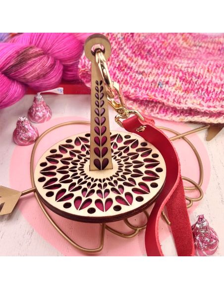 Pulsera porta ovillo de lana - Corazón