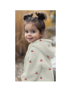 Tejido de peluche Teddy bordado con cerezas - Crudo 2
