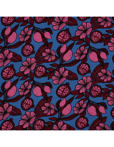 Tejido de viscosa - Flores rosas sobre fondo azul