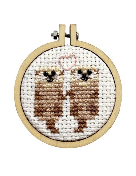 Mini kit de bordado en punto de cruz - ¡Hechos el uno para la nutria!