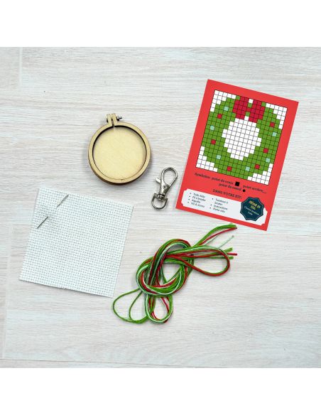 Mini kit de bordado en punto de cruz - ¡Feliz Navidad!