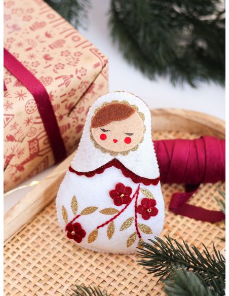 Mi decoración navideña de fieltro - 4 adornos de Navidad