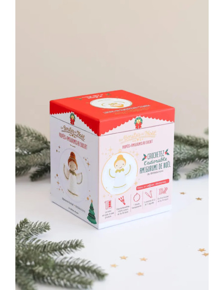 Caja de bola de Navidad amigurumi de ganchillo - El ángel