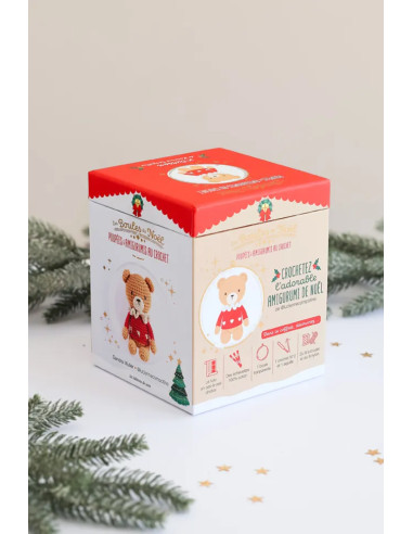Caja de bola de Navidad amigurumi de ganchillo - El osito