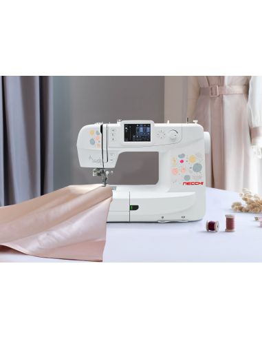 Máquina de coser y bordar Necchi NE210