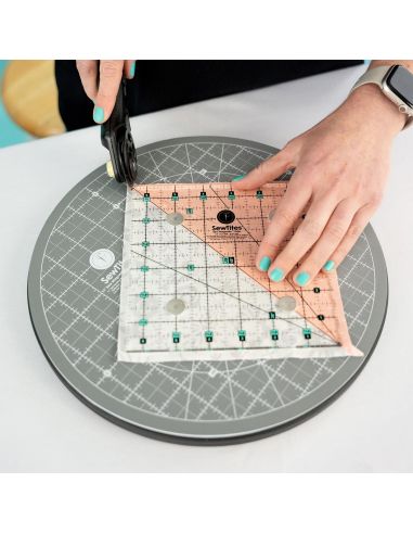 Alfombrilla de corte magnética rotativa autorreparable de 28 cm Sew Magnetic™