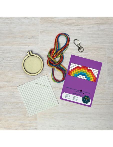 Mini kit de bordado punto de cruz - Love is love